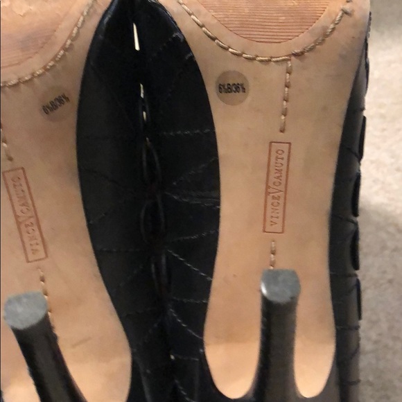 Black heels - Picture 5 of 5